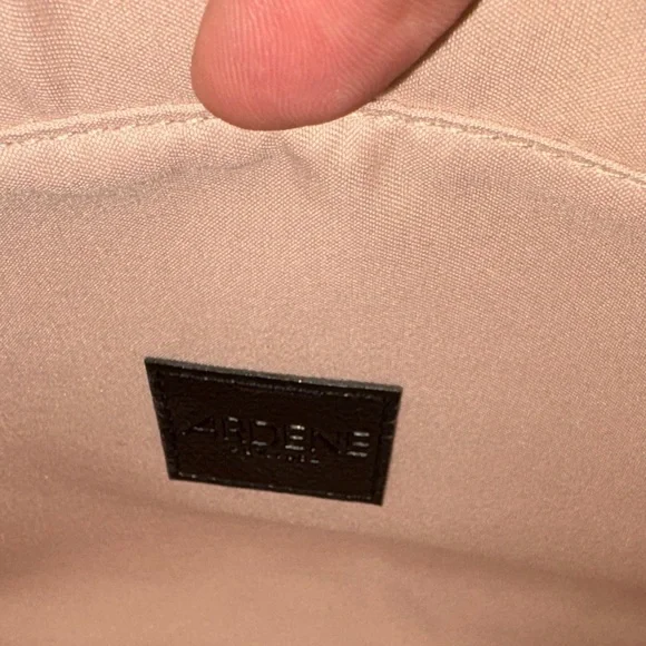 Ardene Quilted Pale Pink Shoulder Bag with Gold Hardware - Picture 2 of 5